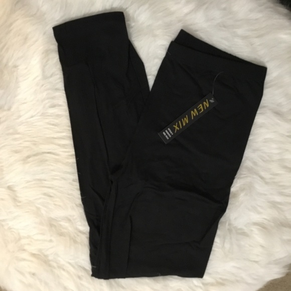 Plus Size Black Leggings - Picture 2 of 3